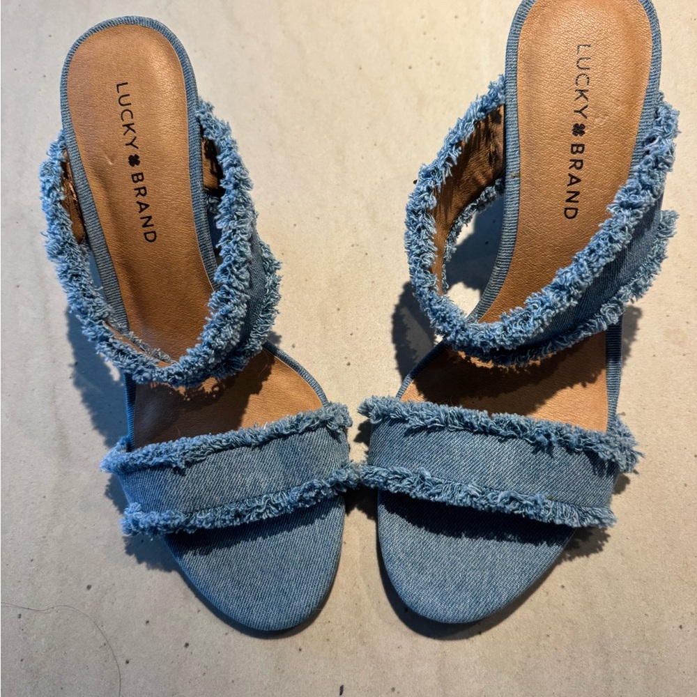 LUCKY BRAND SANDALS